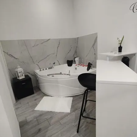 Carpediemhouse Konukevi 3*