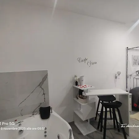 Konukevi Carpediemhouse Mesagne